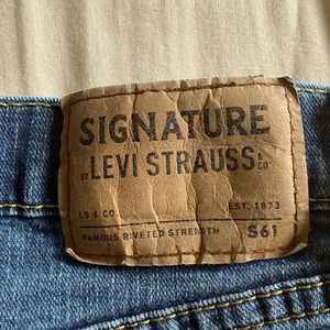 Jeans, Levi’s, 32 x 34. S61